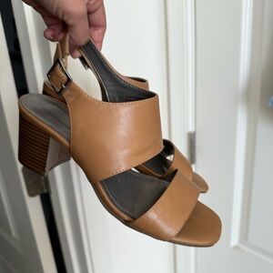 Elegant Tan Block Heel Sandals